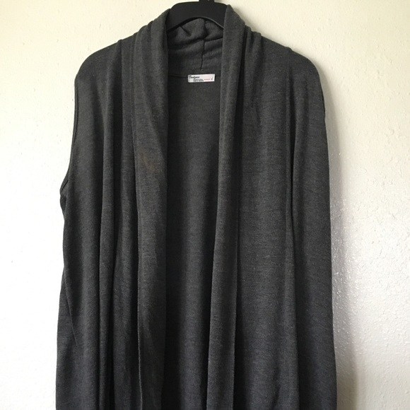 Plus size cardigan - Picture 2 of 2